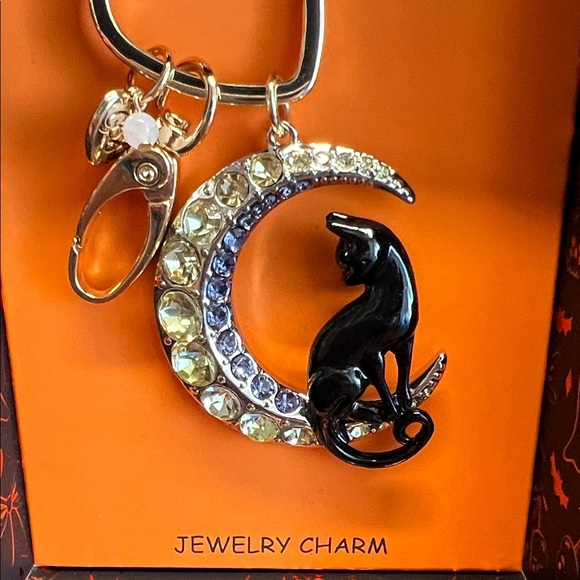 Betsey Johnson | Black Cat 🐈‍⬛ 🌙 Bag Charm - Picture 8 of 8